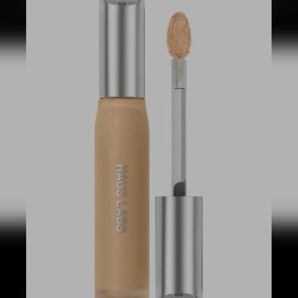Haus Labs by Lady Gaga Triclone Skin Tech Concealer #10 LIGHT GOLDEN. - Picture 1 of 5